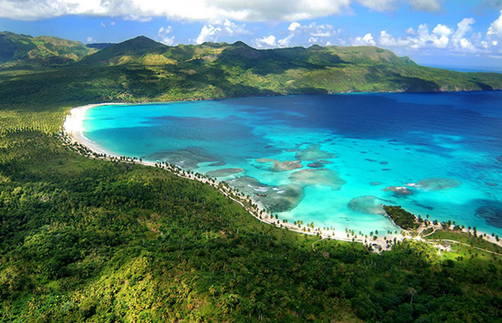 Samana Safari Tour to spectacular Playa Rincon beach in Samana Dominican Republic.